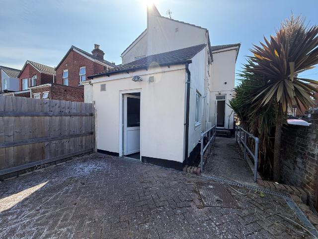 House for rent in Itchen, City Of Southampton