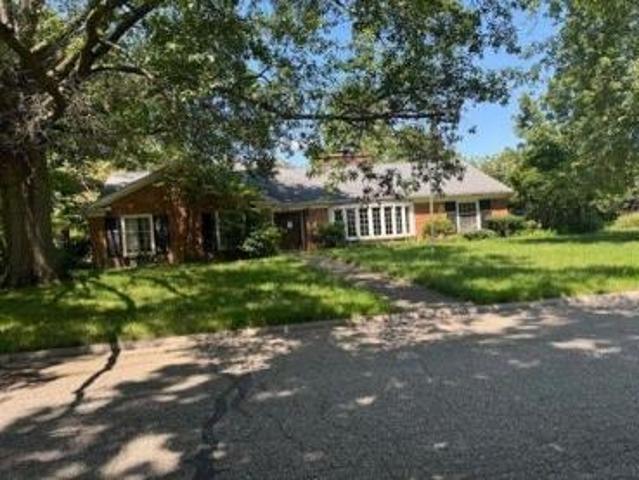 House for sale in Sturgis