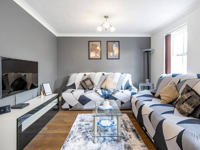 House for rent in London Borough of Merton, Greater London