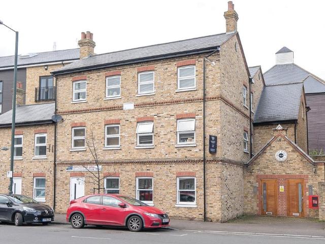 Apartment for rent in London Borough of Richmond upon Thames, Greater London