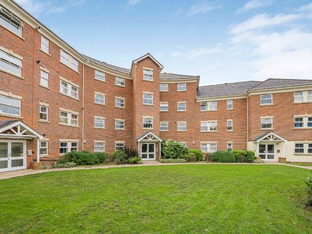 Apartment for rent in London Borough of Hillingdon, Greater London