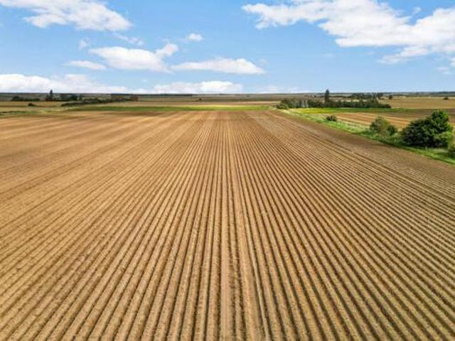 House for sale in Barholm, Lincolnshire