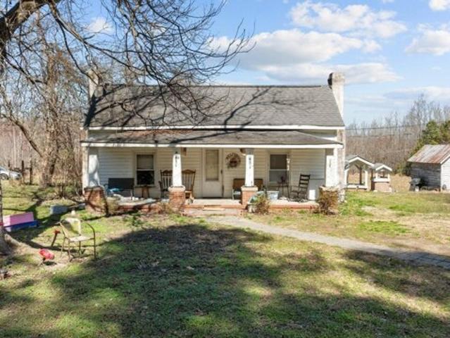 House for sale in Roxboro