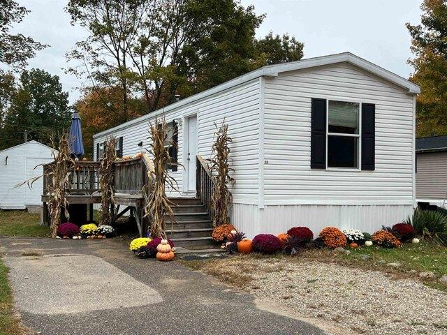 Property for sale in Exeter River Mobile Home Park Cooperative, Exeter
