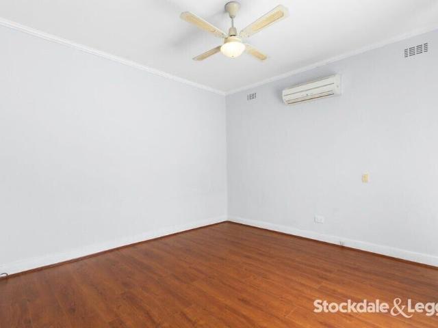 Room for rent in Morwell, Victoria
