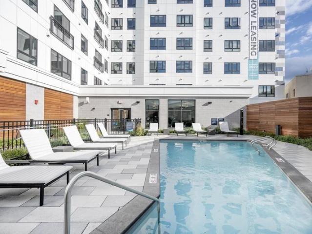 Condo for rent in Lynn