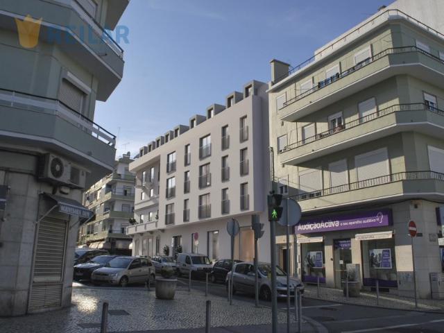 Loja alugar em Santiago Dos Velhos, Lisboa