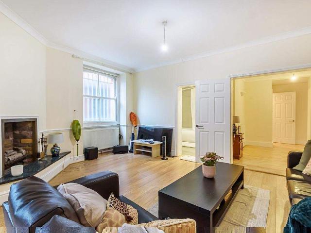 Apartment for rent in Bayswater, Greater London