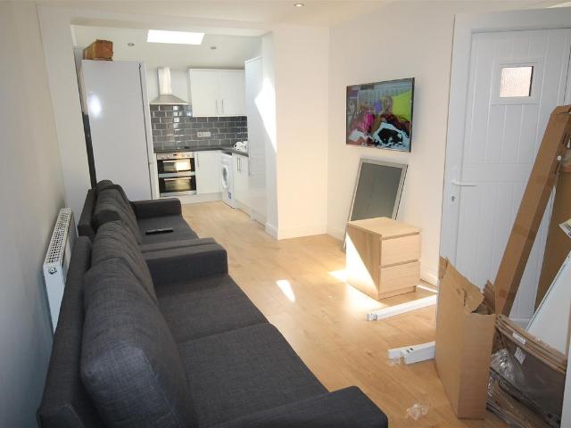 House for rent in Georgia, Greater Manchester