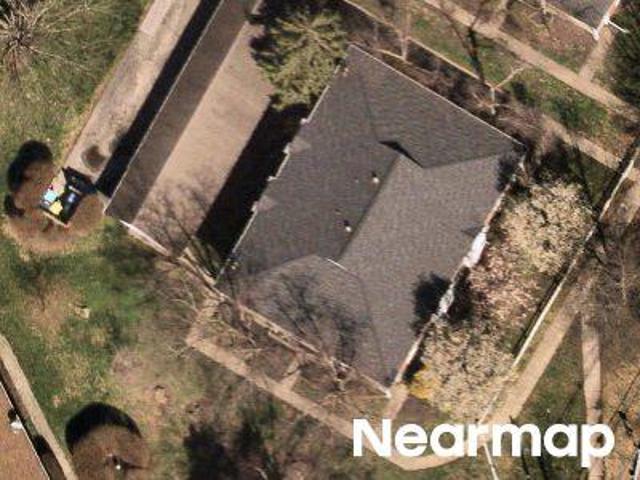 Condo for sale in Douglass Hills, Jefferson County