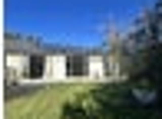 Townhouse for rent in Otakou