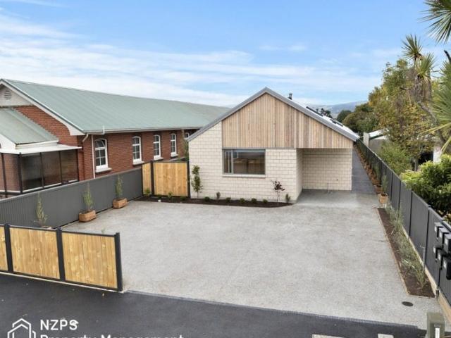 House for rent in Otakou