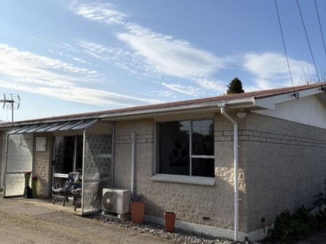 Apartment for rent in Otakou