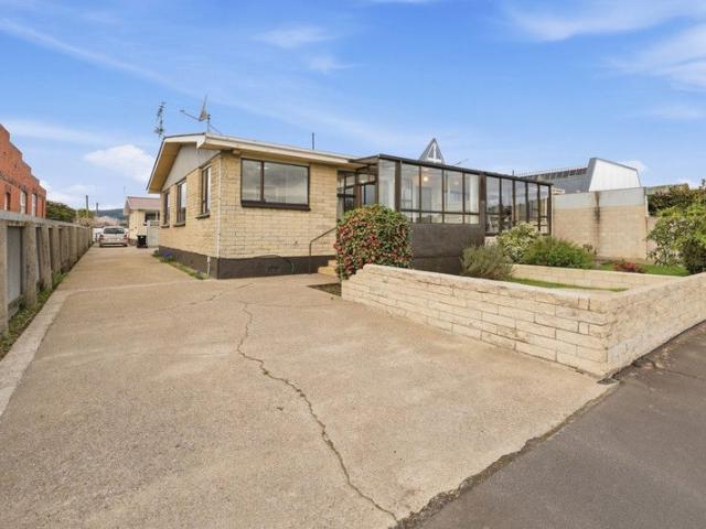 Apartment for rent in Otakou