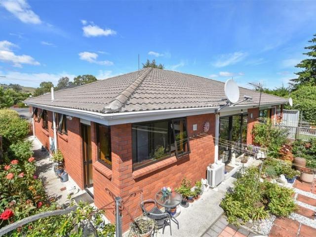 House for rent in Otakou