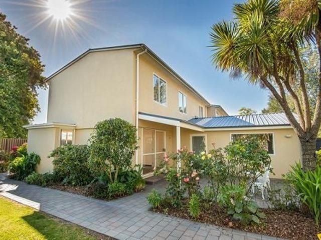 House for rent in Otakou