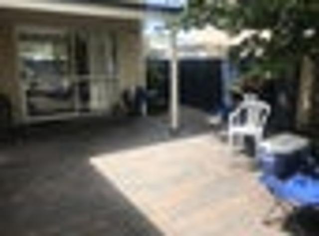 Townhouse for rent in Otakou