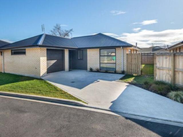 House for rent in Otakou