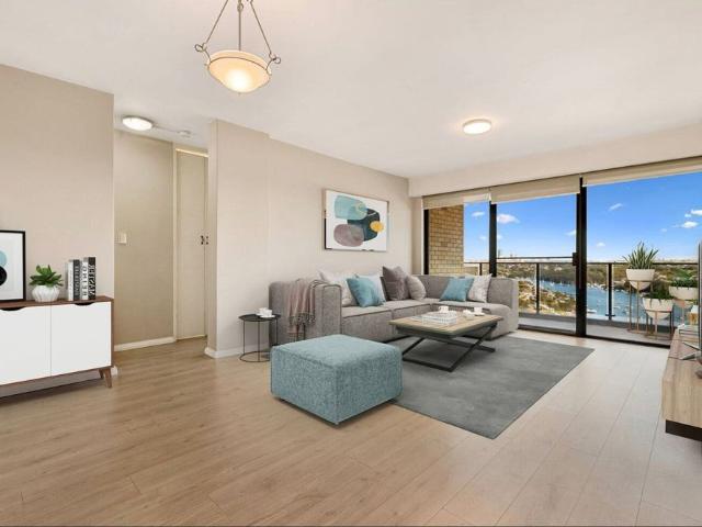 Room for rent in Lower North Shore, Sydney
