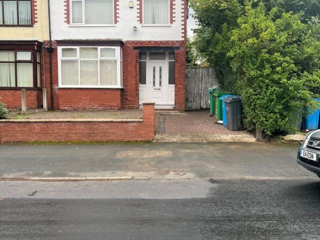 House for rent in Crumpsall, Manchester