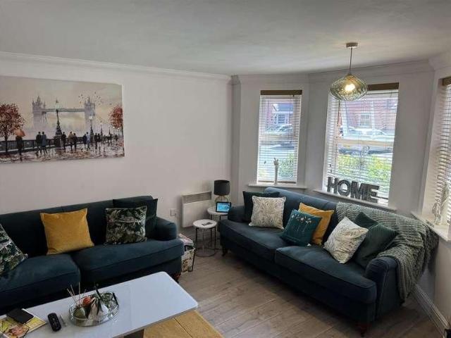 Apartment for rent in Poulton, Bebington