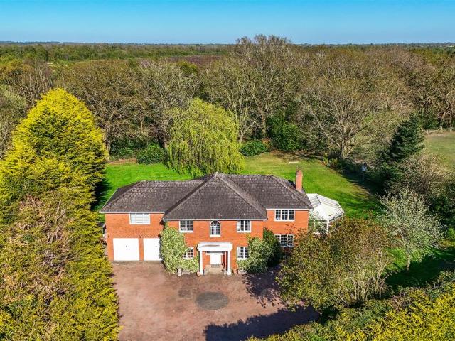 House for rent in Maelor South, Wales