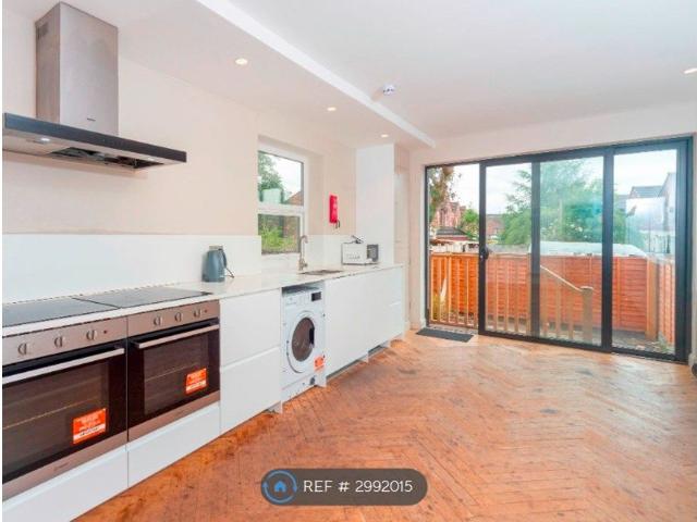 Room for rent in Chorlton-on-Medlock, Georgia