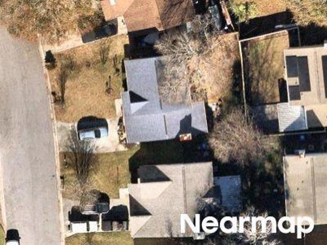 House for sale in Charleston