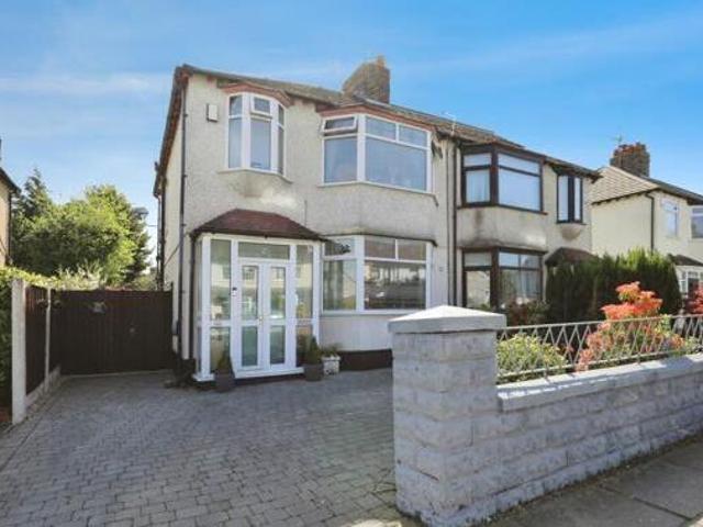 House for sale in Calderstones