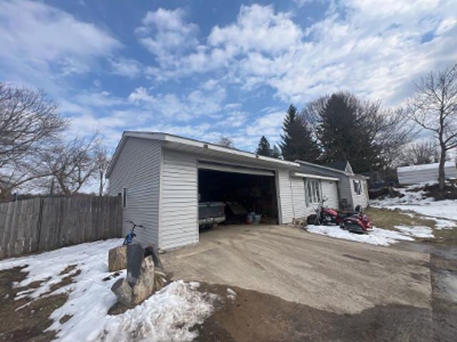 House for sale in Cadillac, Michigan