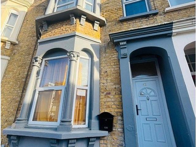 Room for rent in Mile End, Greater London