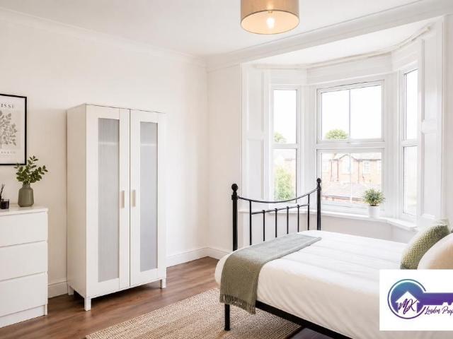 House for rent in Mile End, Greater London