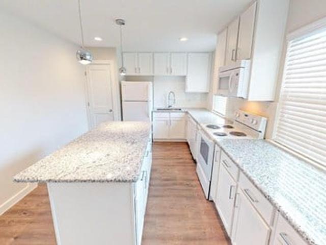 Apartment for rent in Victoria