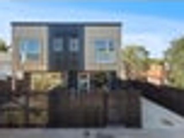 Townhouse for sale in Balmoral