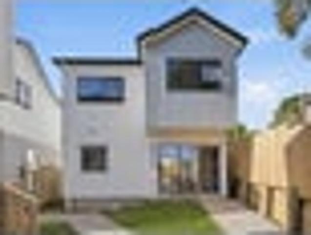 Townhouse for sale in Howick