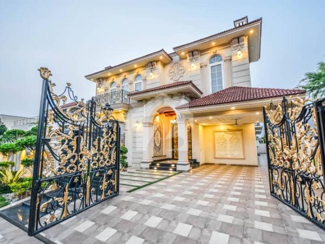 House for sale in لاہور, لاہور ڈویژن