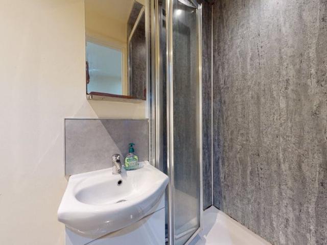 Studio for rent in Mapesbury, Greater London