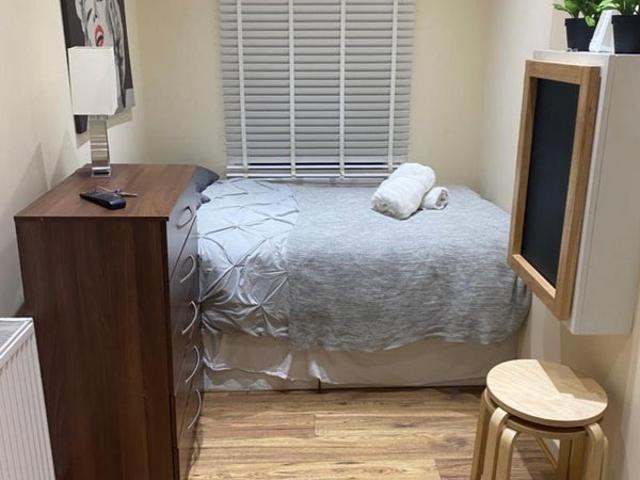 Studio for rent in Cricklewood, Greater London