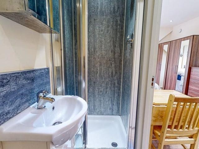 Studio for rent in Greater London