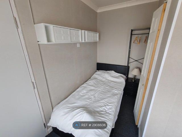 Studio for rent in London Borough of Ealing, Greater London