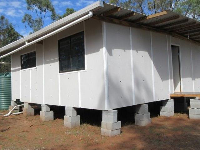 Cottage for sale in Tara, Queensland