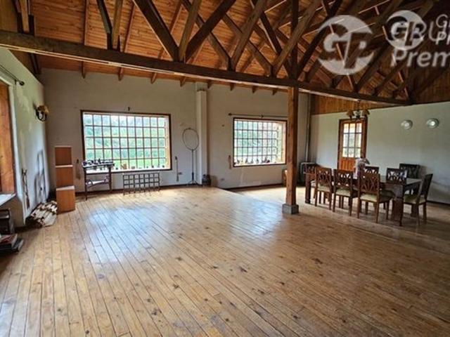 Mostazal, Casa De Campo Los Maitenes / Reserva La Candelaria