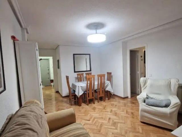 Apartamento en alquiler en Villafontana II, Móstoles