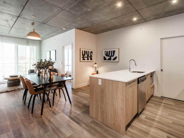 Apartment for rent in Les Moulins, Quebec