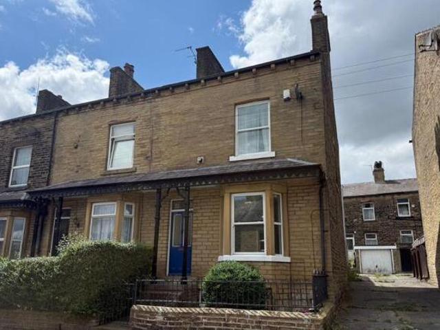 House for sale in Ovenden, Halifax