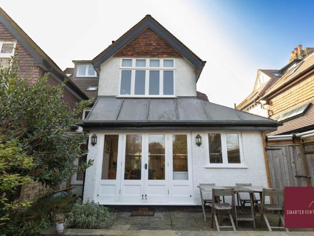 House for rent in London Borough of Merton, Merton Park