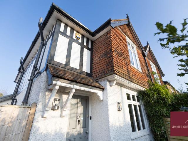 House for rent in London Borough of Merton, Merton Park