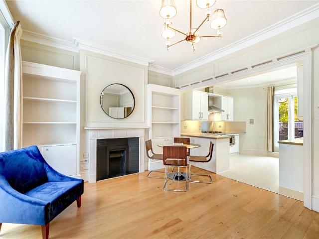 Apartment for rent in Belgravia, Greater London