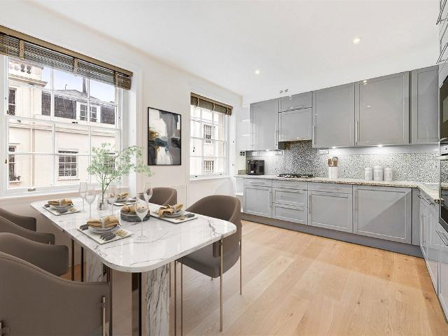 Apartment for rent in Belgravia, Greater London