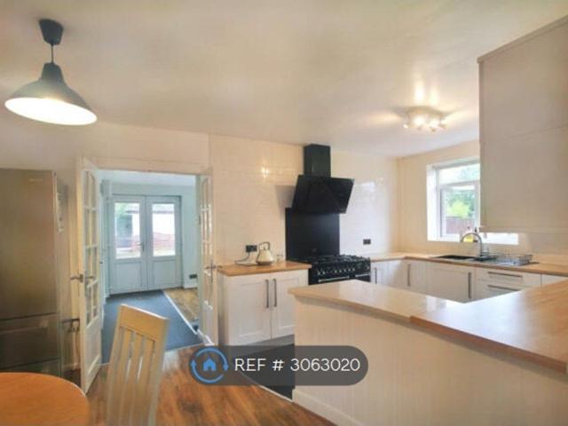House for rent in Heald Green, Stockport